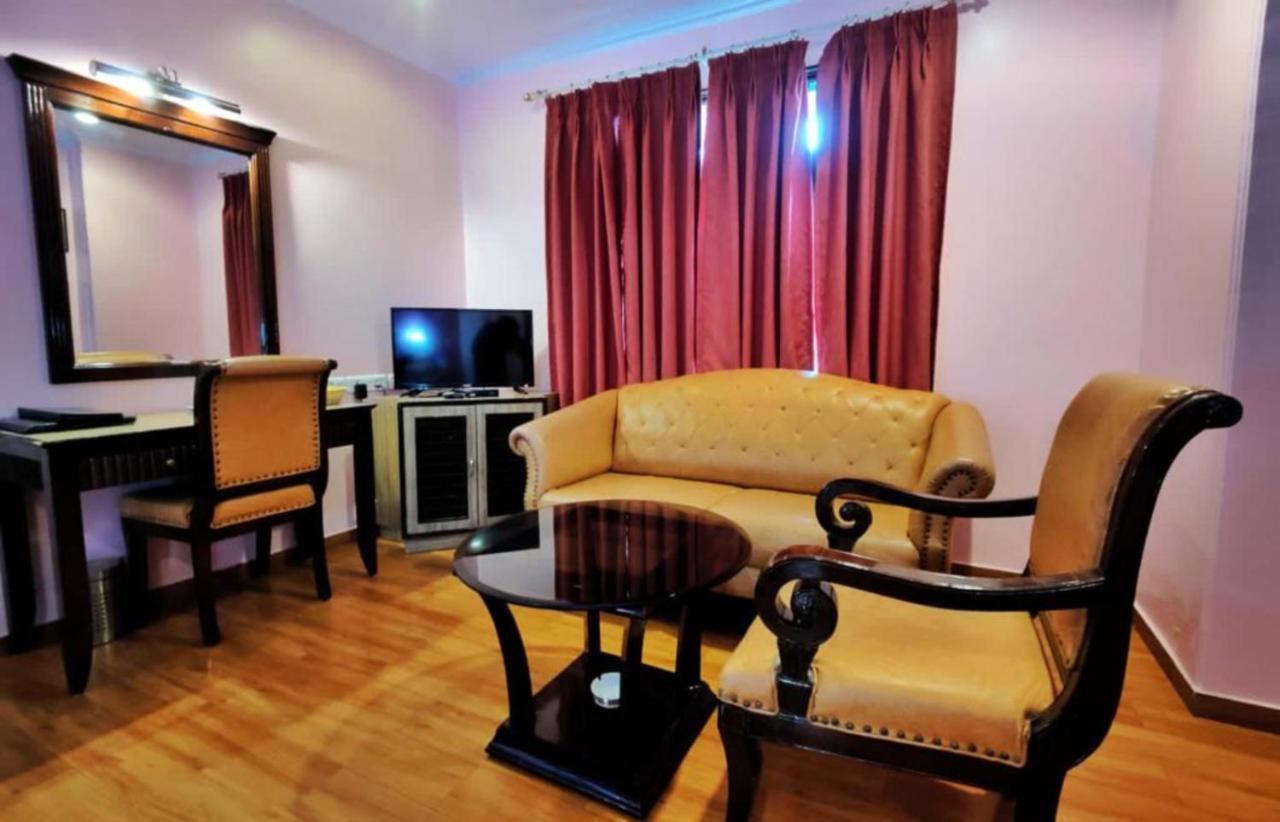 Hotel Marc Shimla Extérieur photo